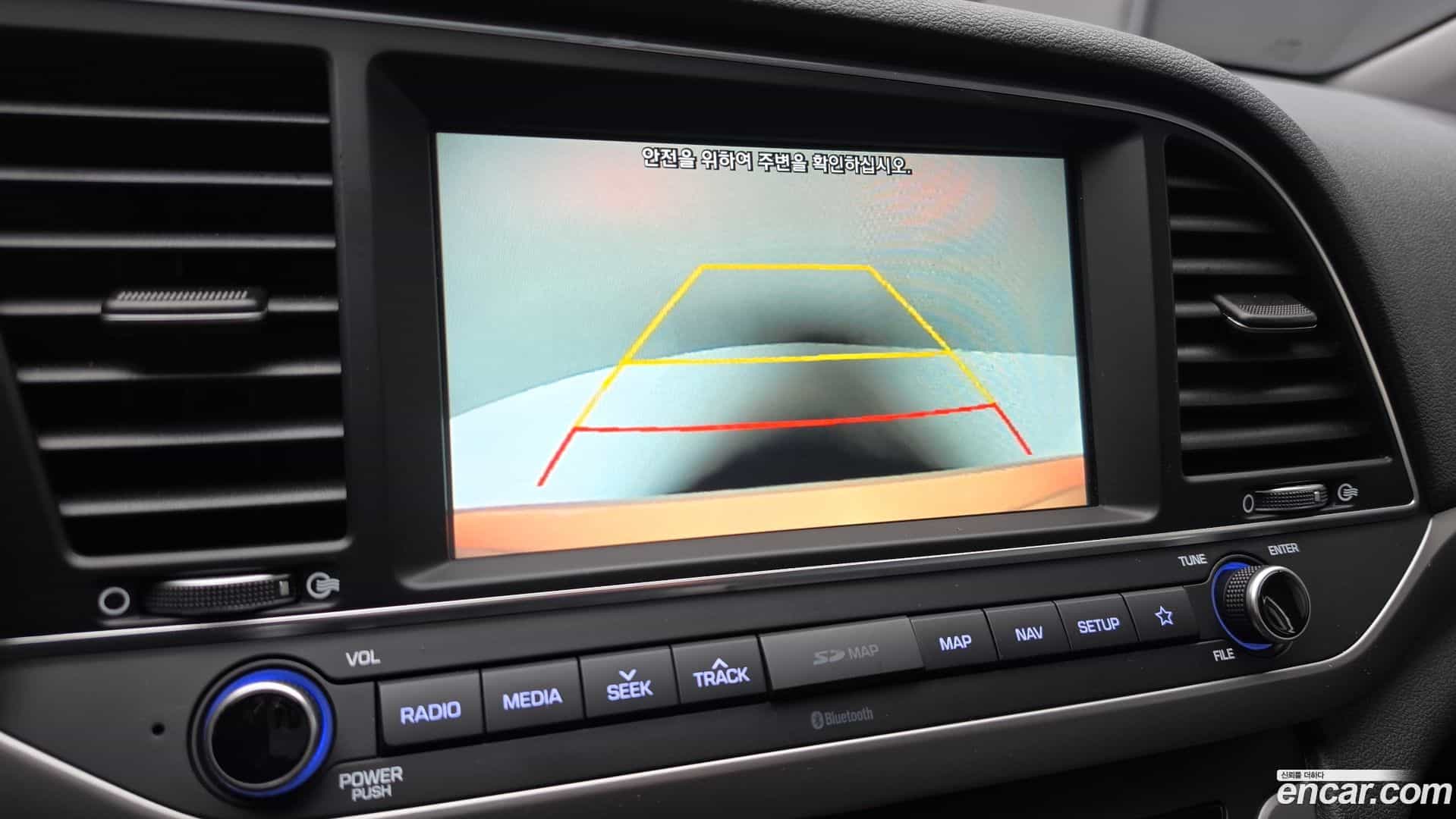 AVANTE Hyundai 2018.8-OPTION-021