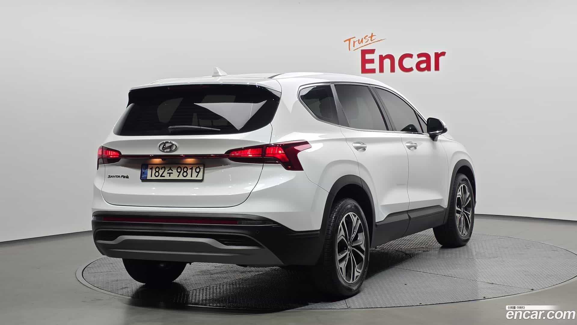 Santafe Hyundai 2021.6-OUTER-002