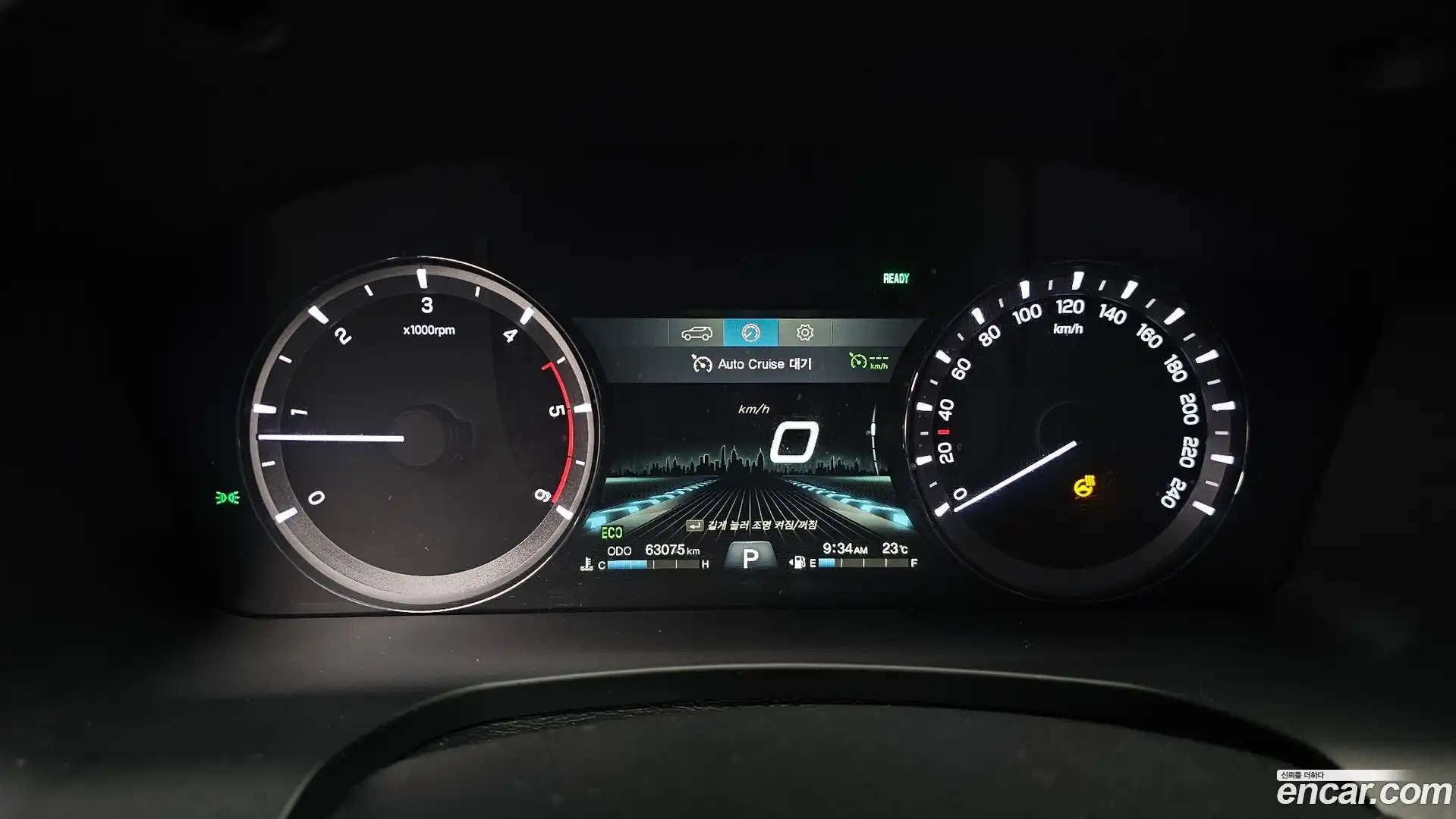 Rexton KG Mobility 2018.8-INNER-008