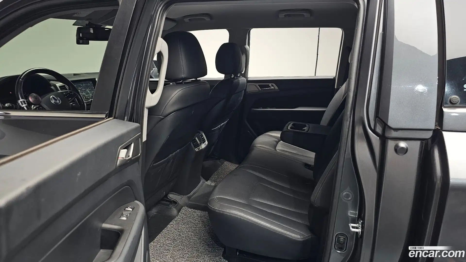 Rexton KG Mobility 2018.8-OPTION-015