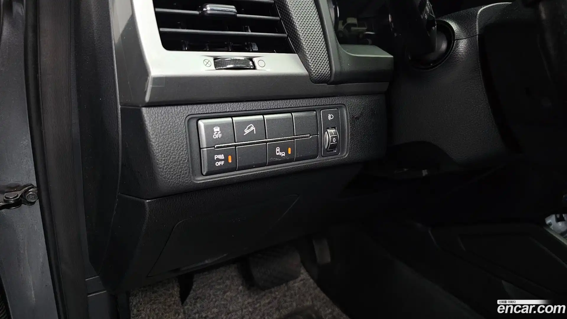 Rexton KG Mobility 2018.8-OPTION-021