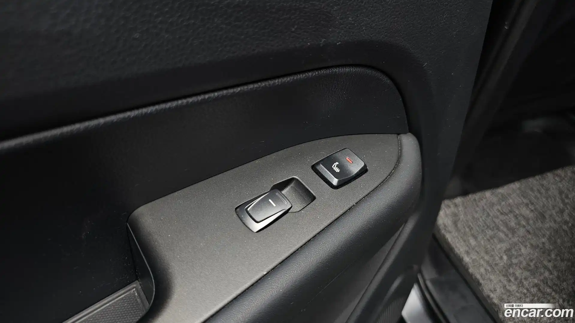 Rexton KG Mobility 2018.8-OPTION-023