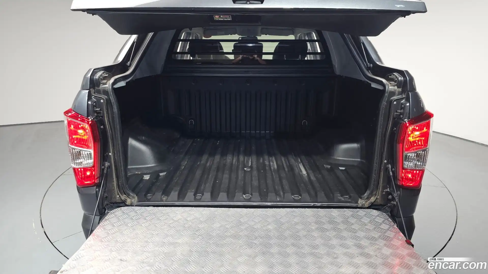 Rexton KG Mobility 2018.8-OPTION-024