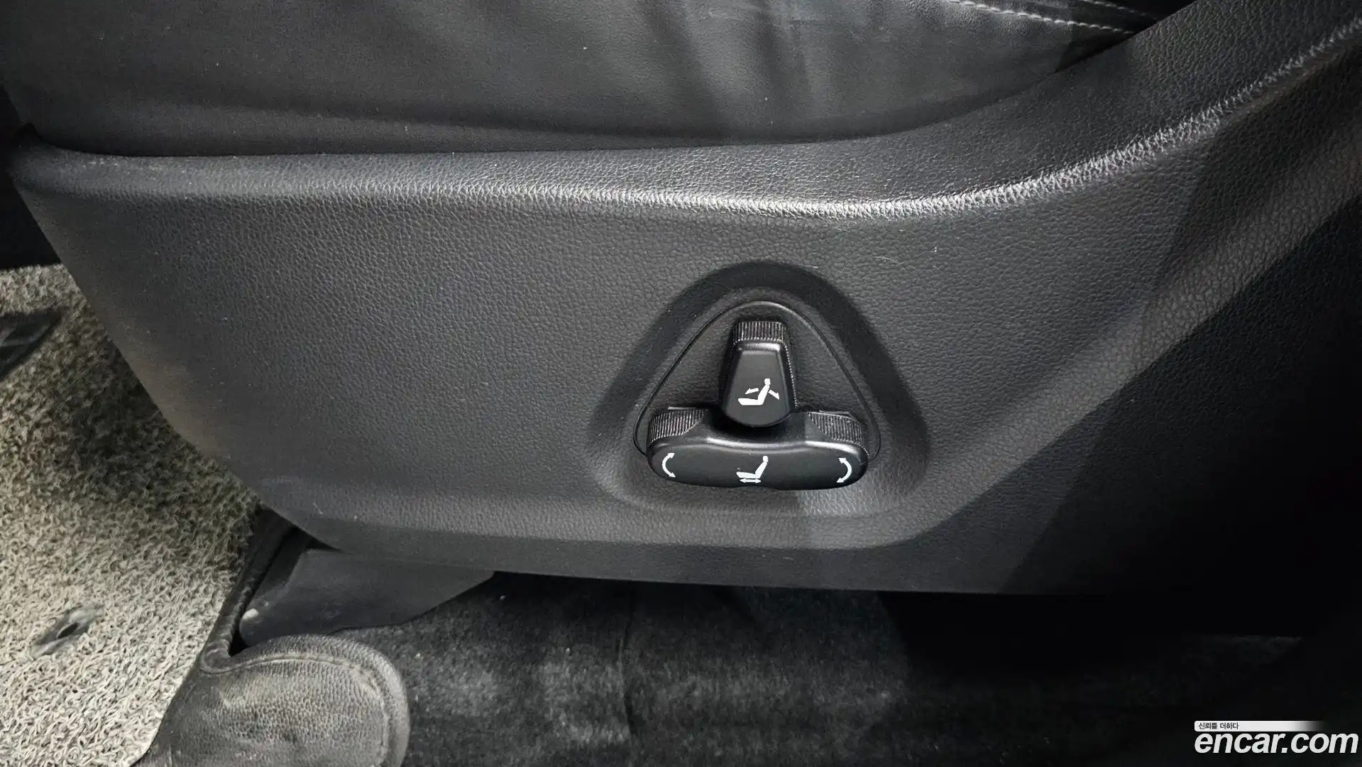 Rexton KG Mobility 2018.8-OPTION-043