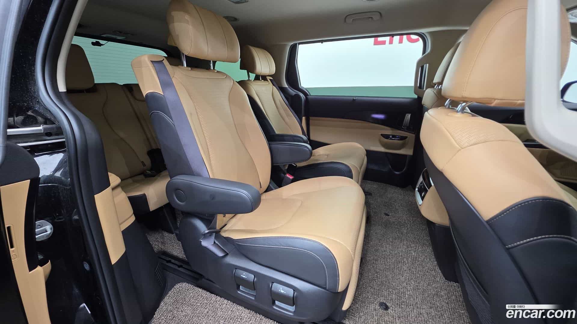 Canival Kia 2023.6-OPTION-043