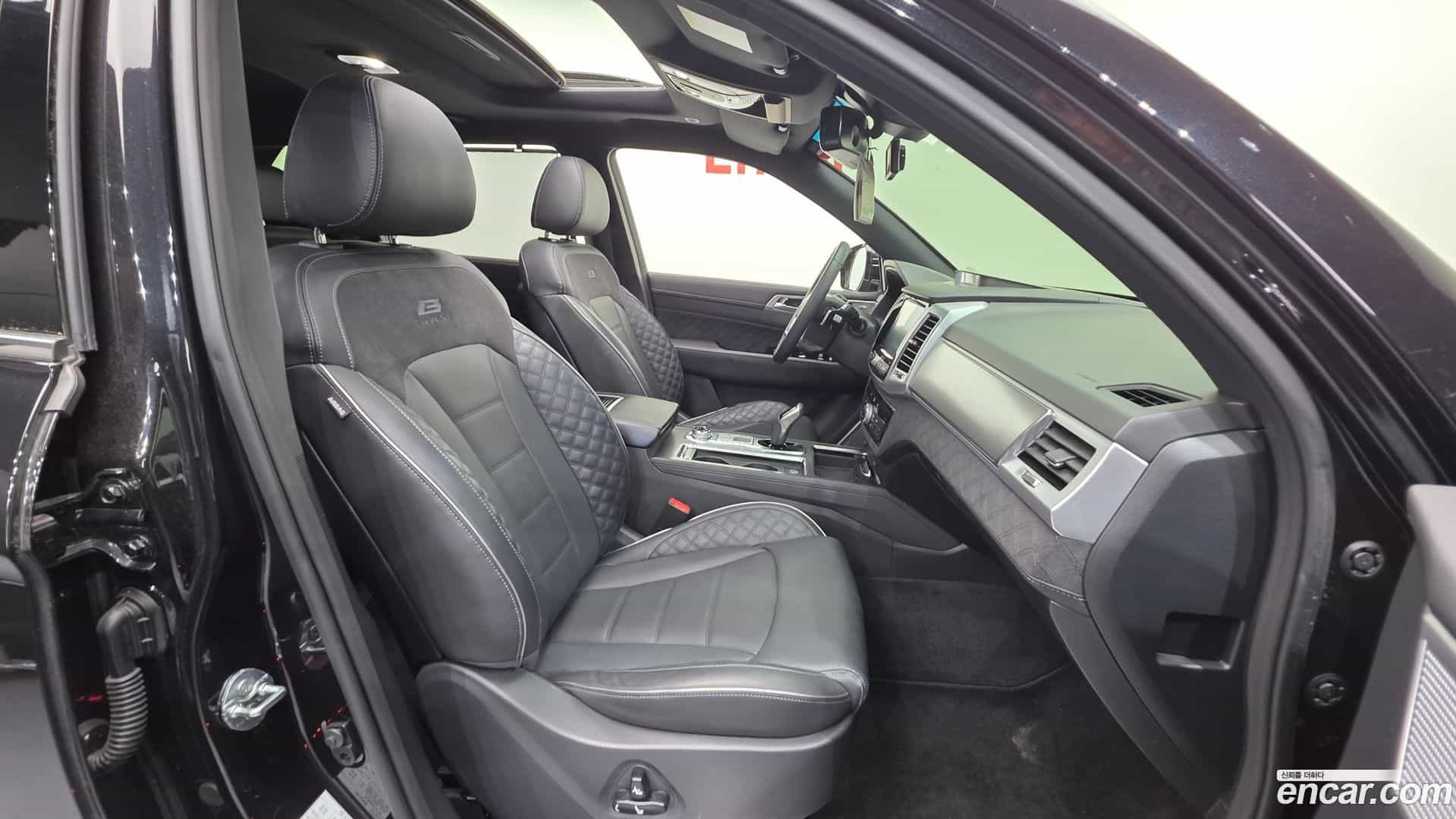 Rexton KG Mobility 2023.3-INNER-010
