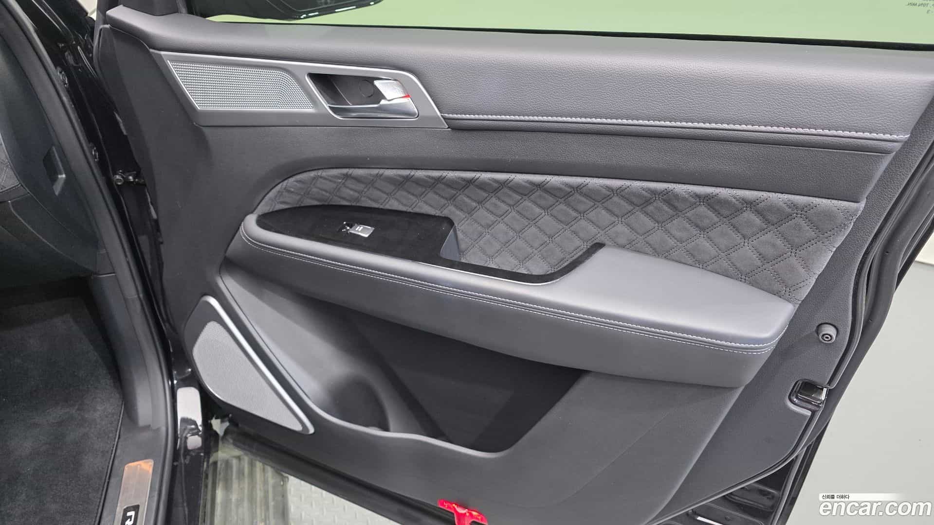 Rexton KG Mobility 2023.3-INNER-035