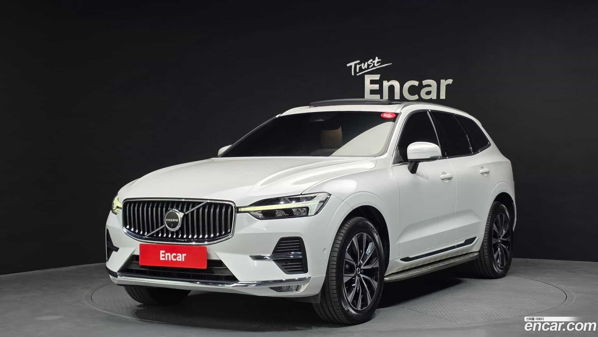 XC60 Volvo 2022.10-OUTER-001