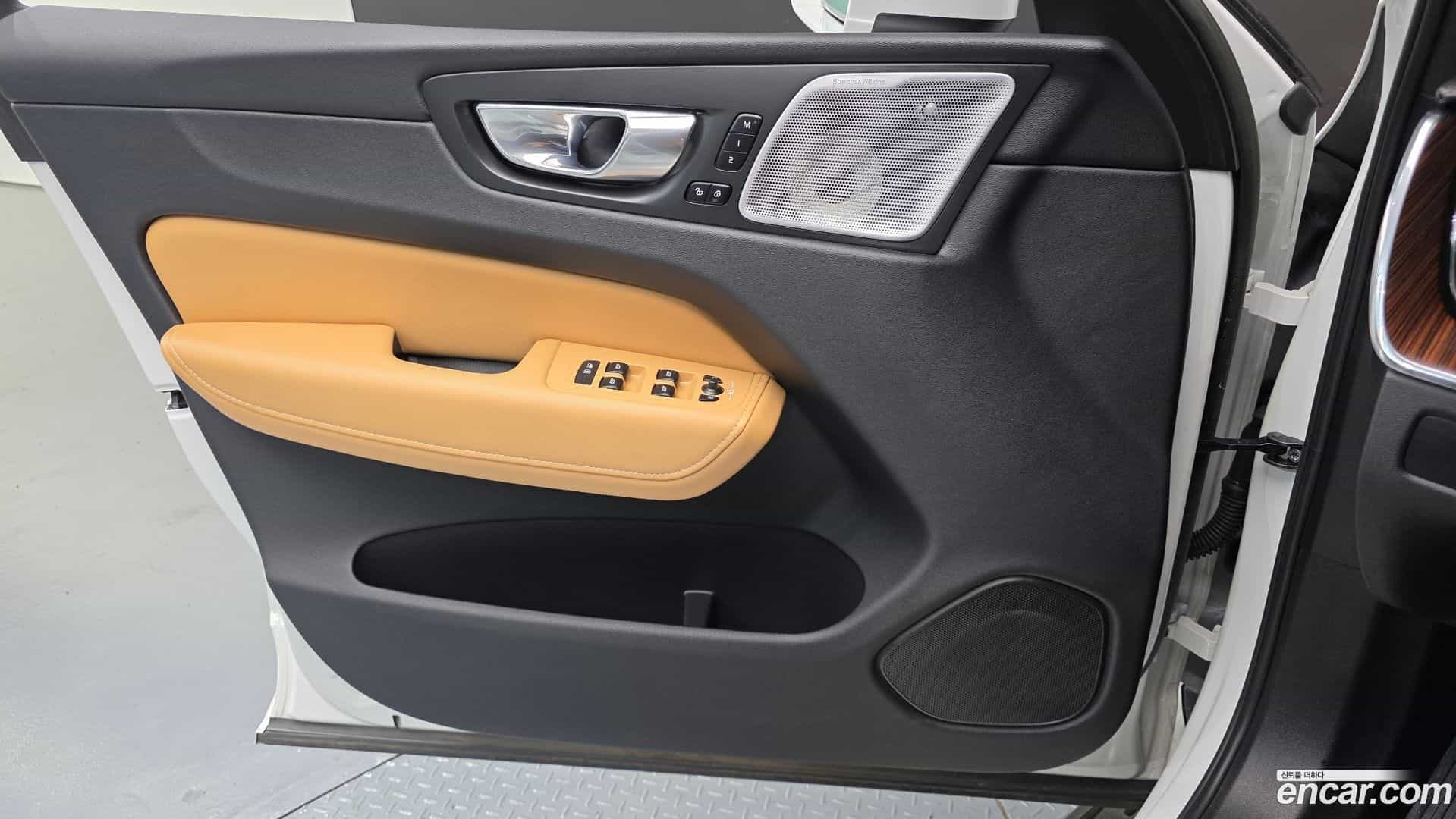XC60 Volvo 2022.10-INNER-034
