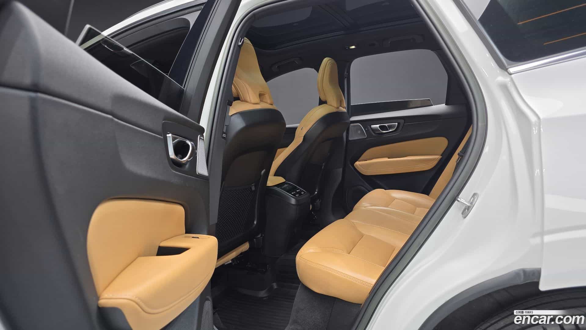 XC60 Volvo 2022.10-OPTION-048