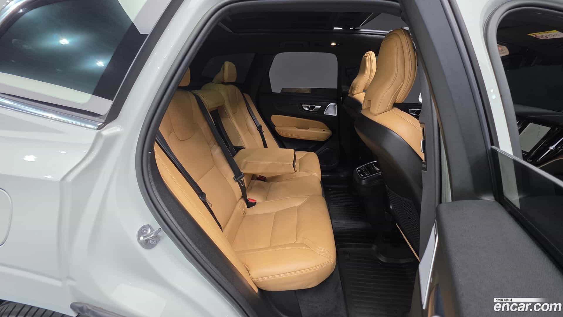 XC60 Volvo 2022.10-OPTION-050