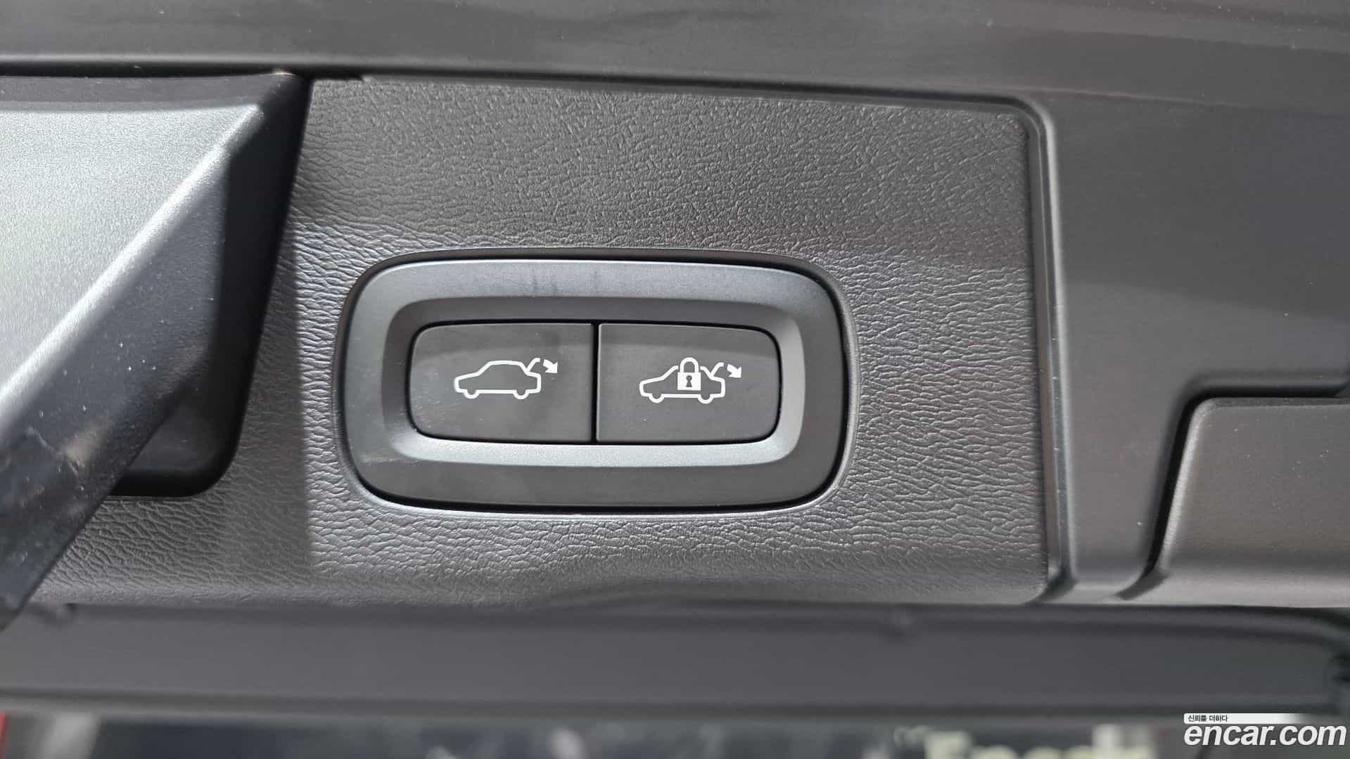 XC60 Volvo 2022.10-OPTION-052