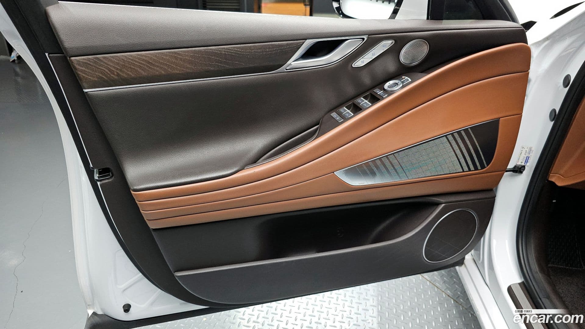 Main__Slider__Photo:G80 Genesis 2021.1-23