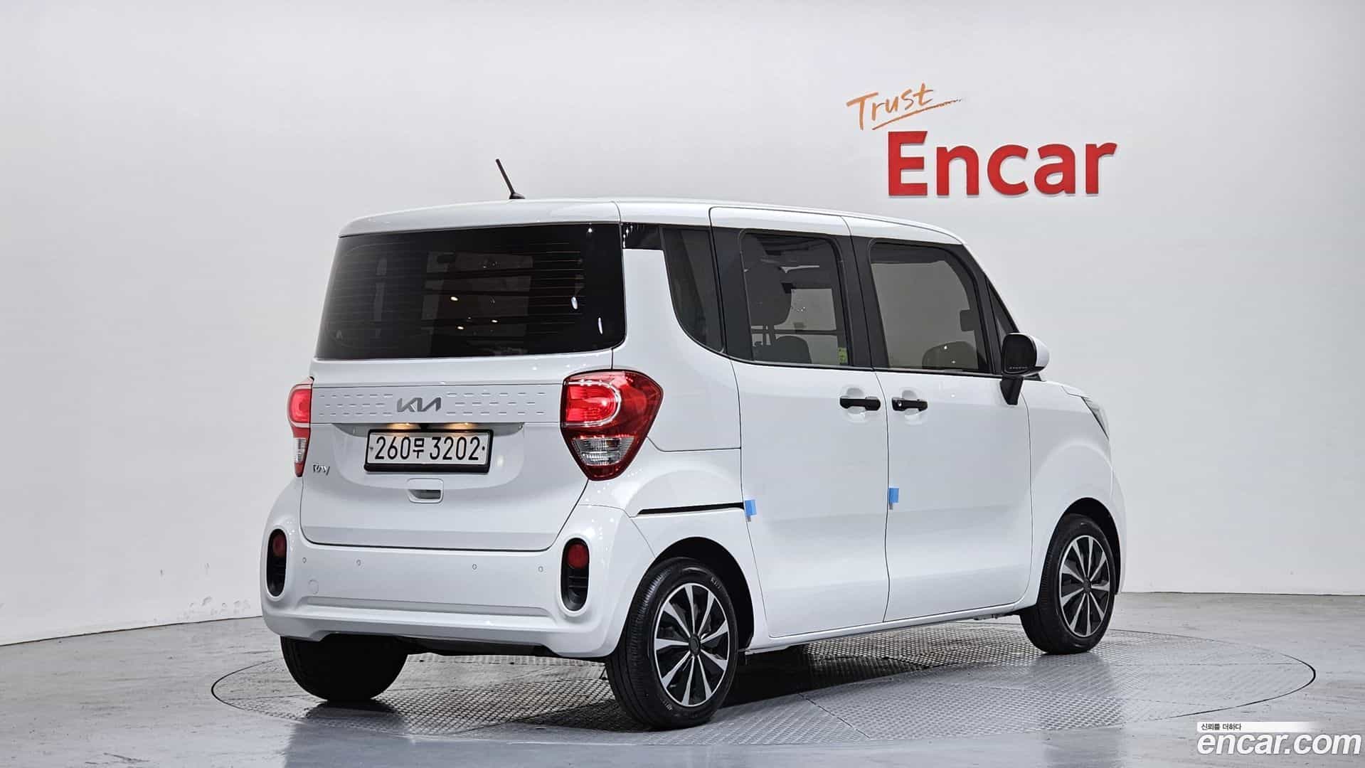 RAY Kia 2022.0-OUTER-002