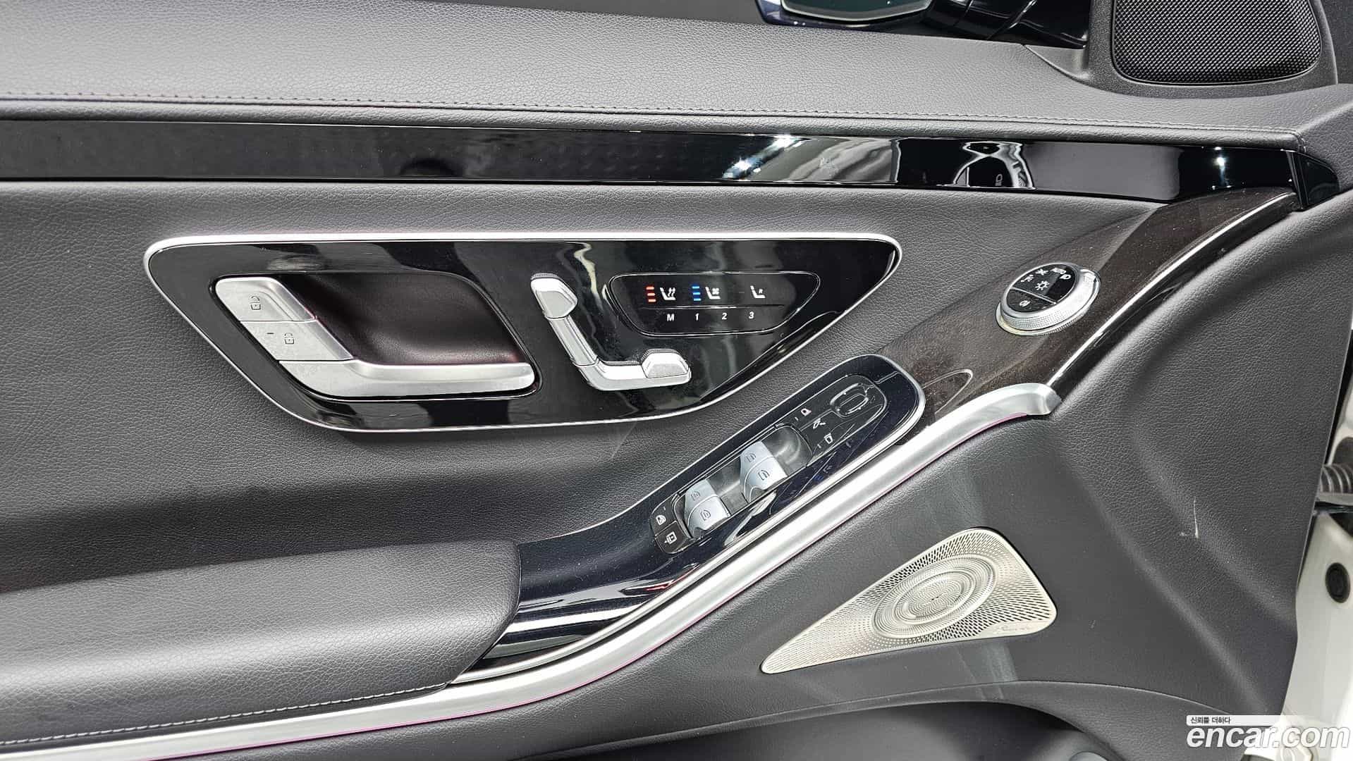 S-Class Mercedes-Benz 2022.5-OPTION-022