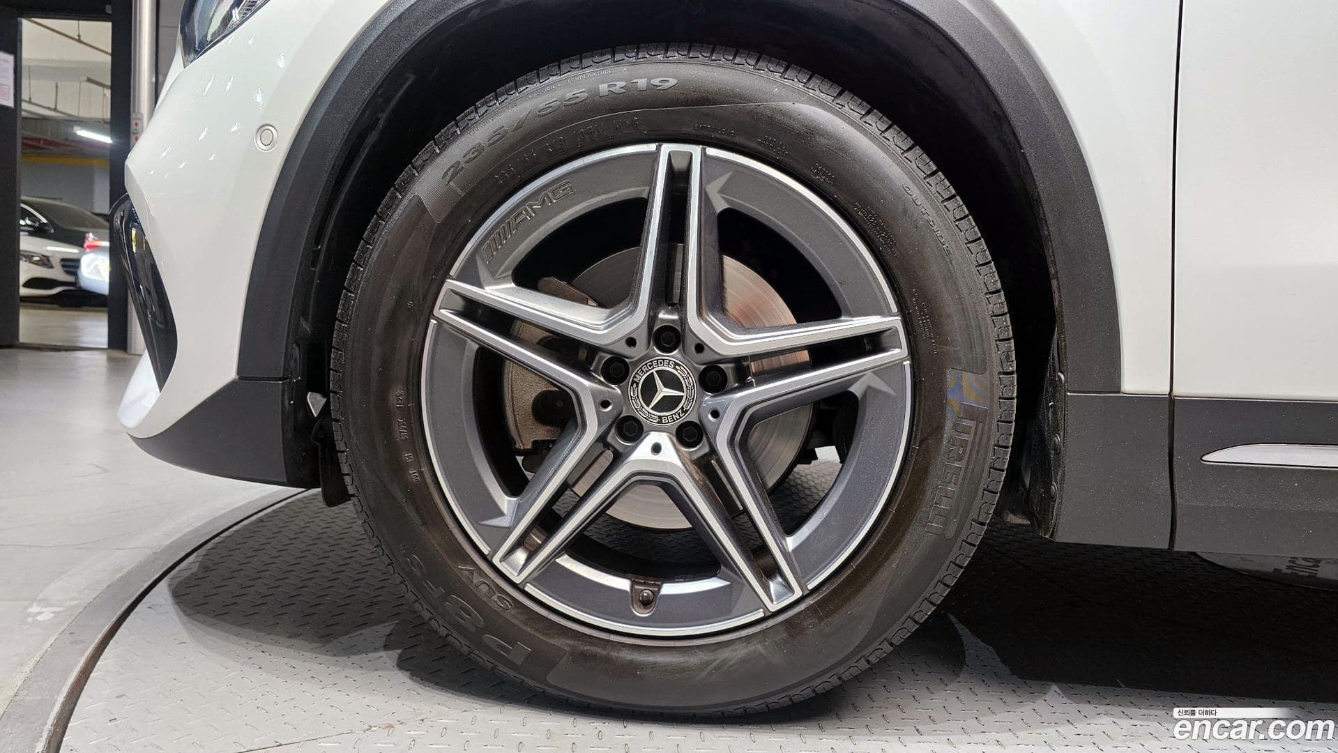 Main__Slider__Photo:GLA-Class Mercedes-Benz 2021.4-4