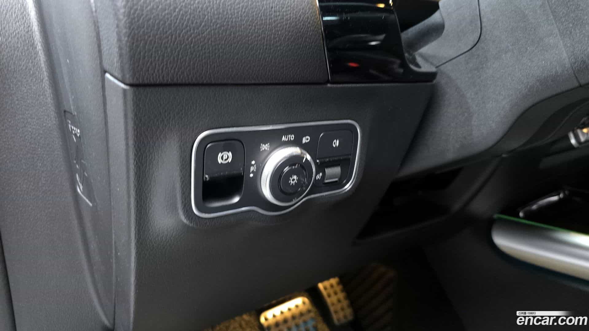 GLA-Class Mercedes-Benz 2021.4-OPTION-022