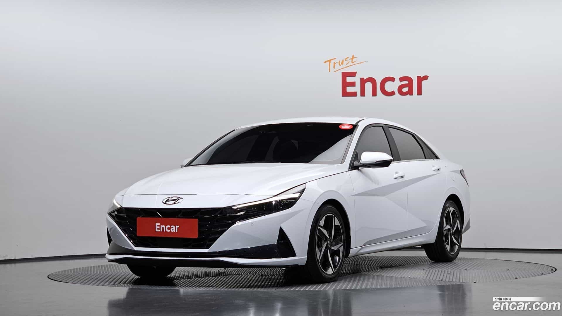 AVANTE Hyundai 2020.6-OUTER-001