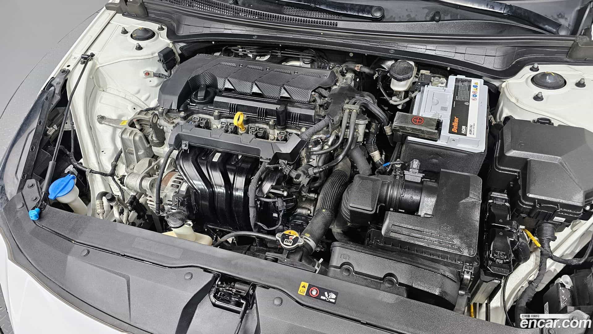 AVANTE Hyundai 2020.6-OUTER-006
