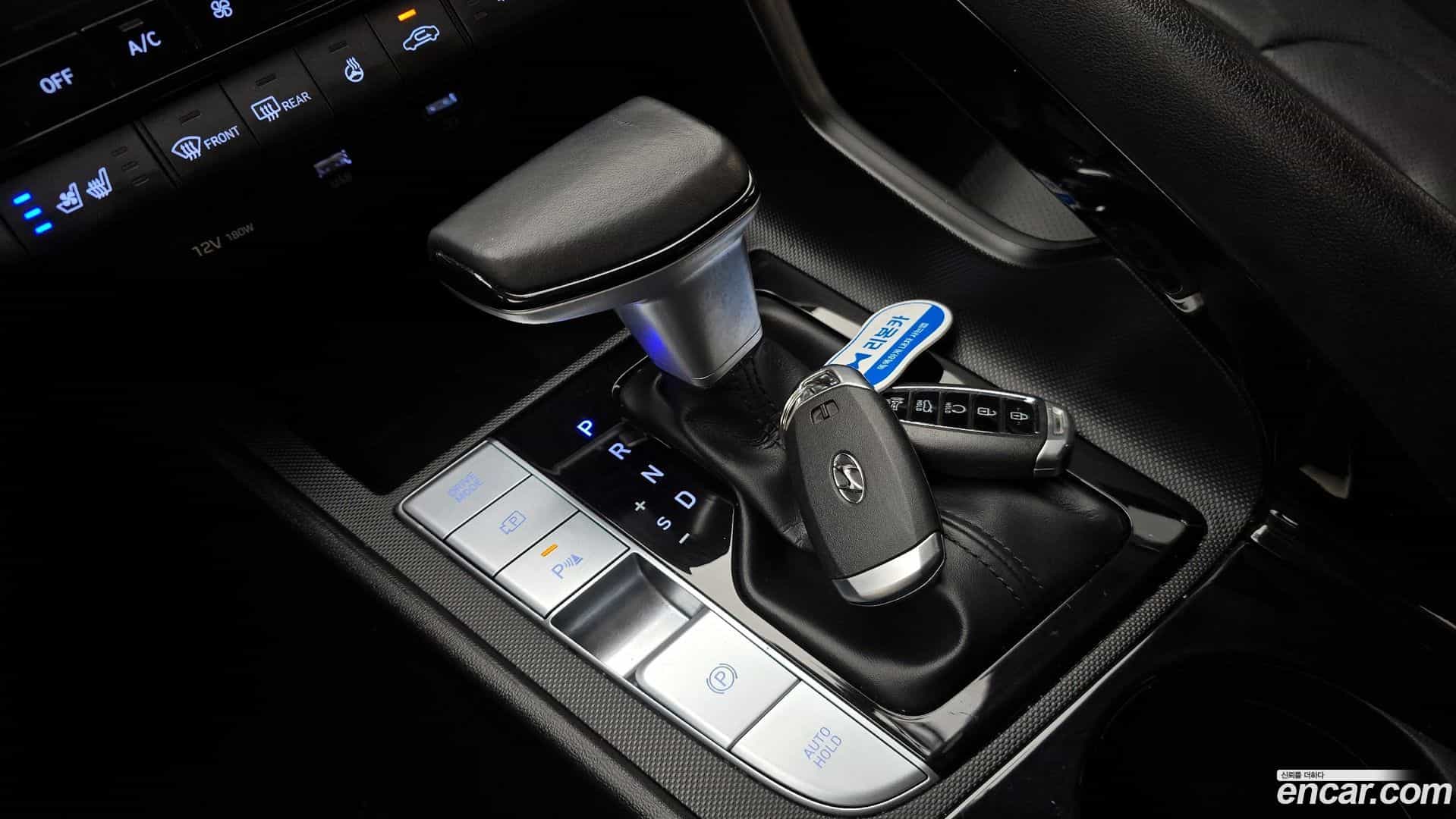 AVANTE Hyundai 2020.6-INNER-009
