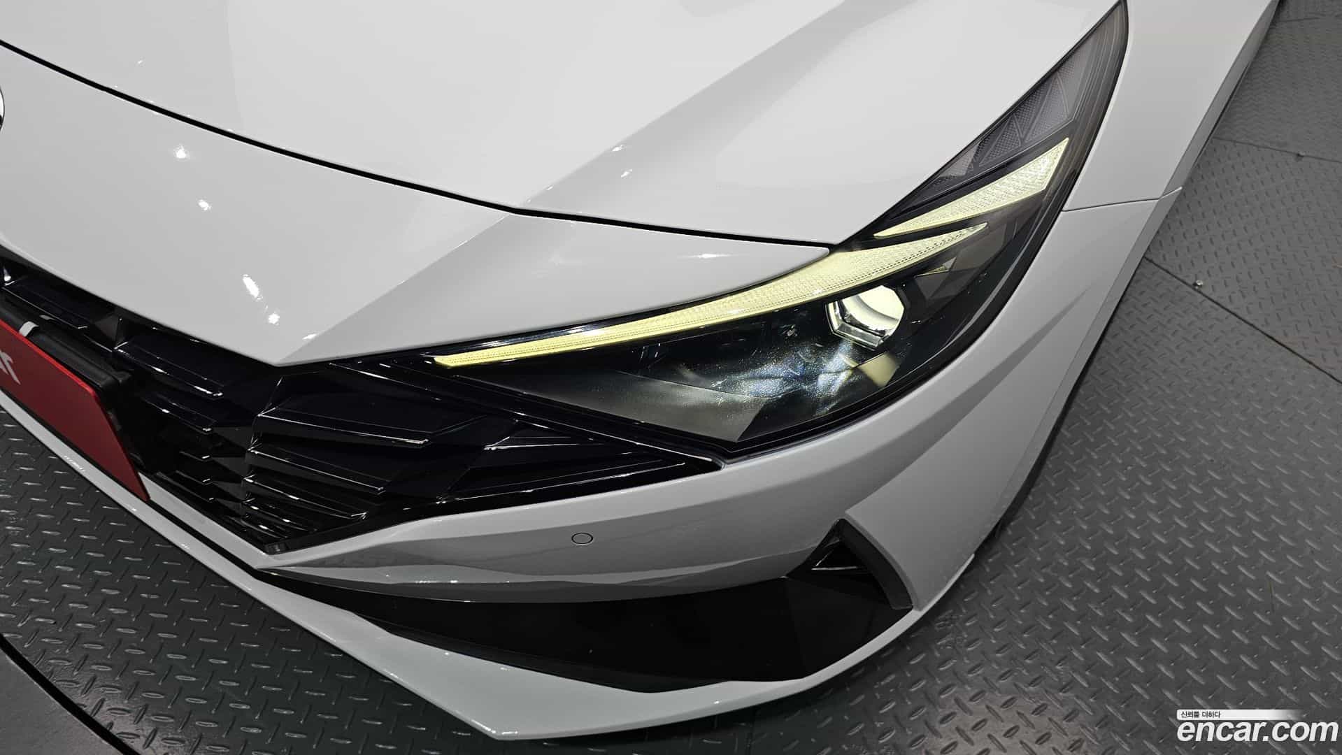 AVANTE Hyundai 2020.6-OUTER-032