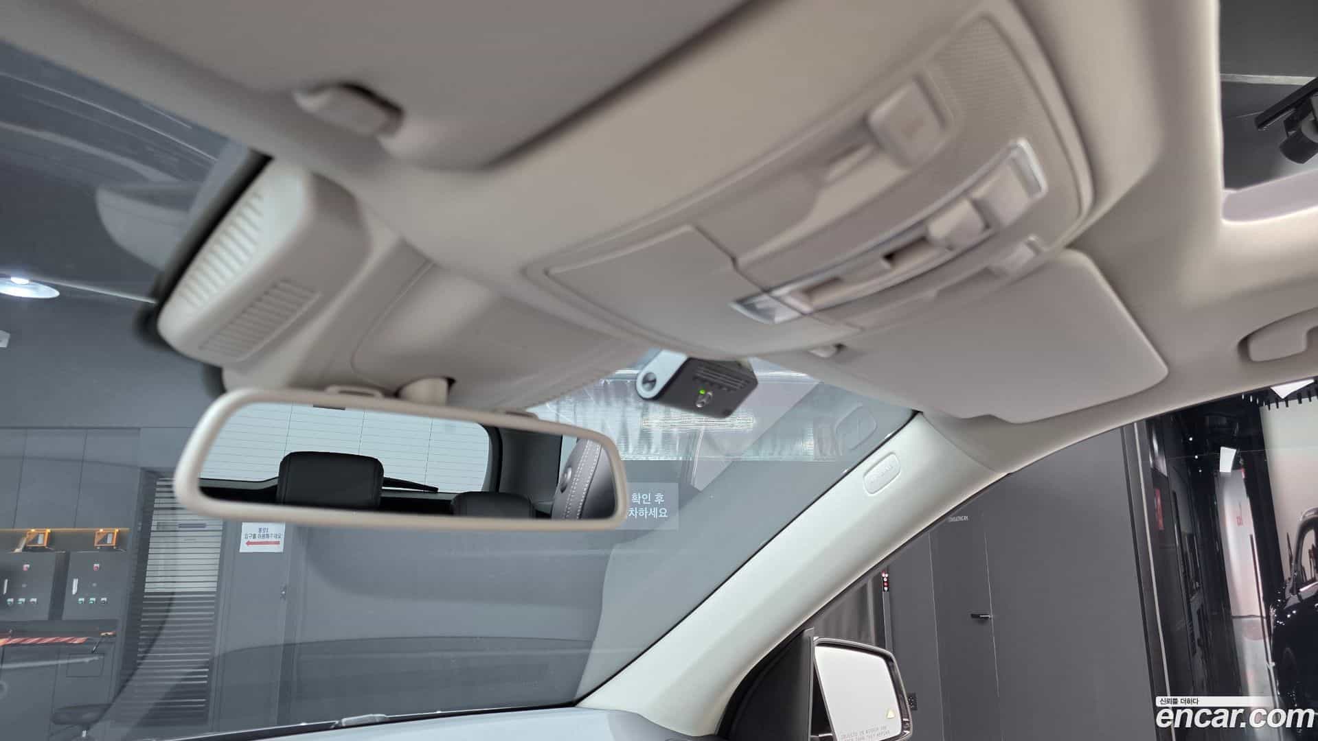 GLE-Class Mercedes-Benz 2017.8-OPTION-042