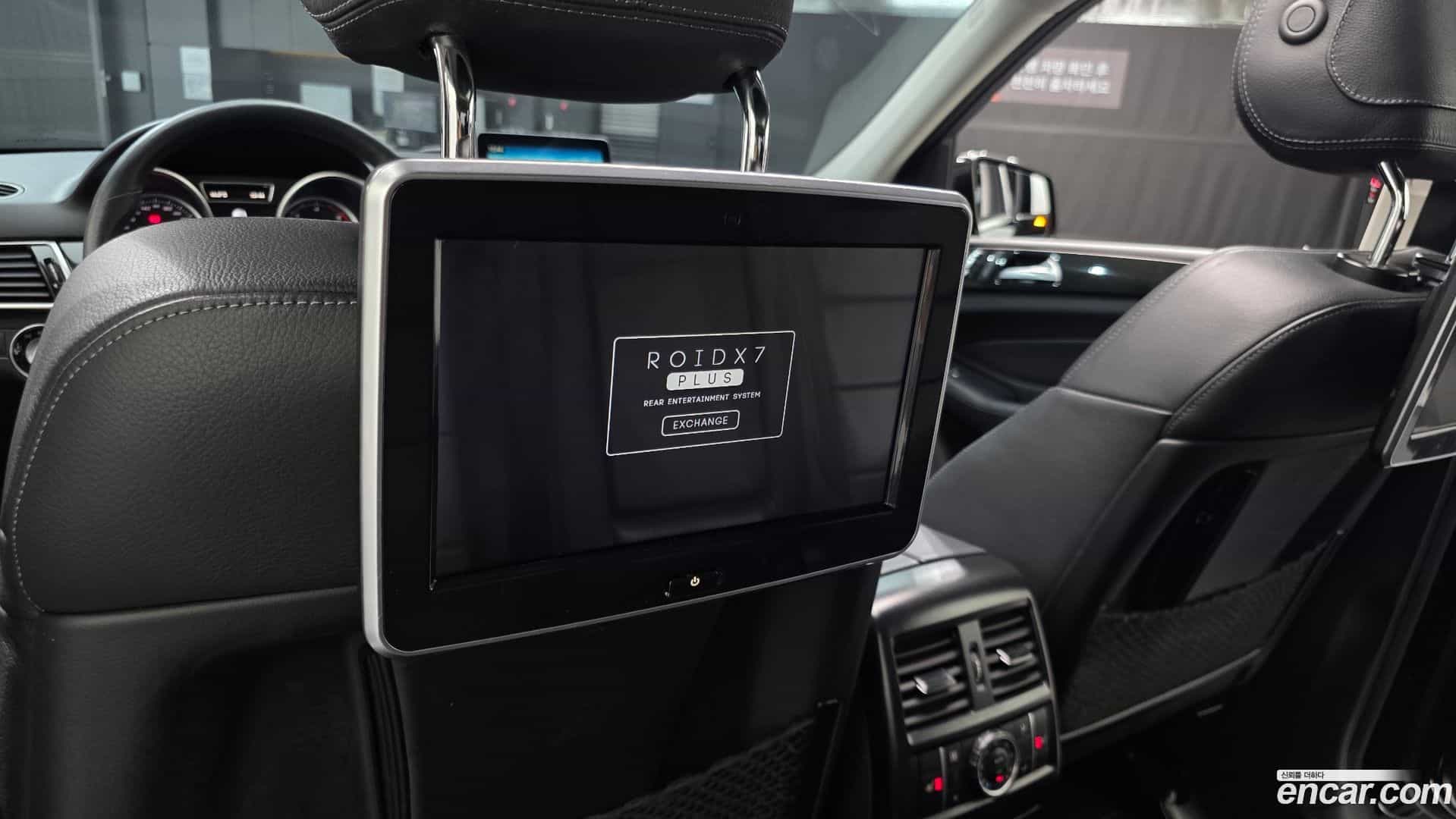 GLE-Class Mercedes-Benz 2017.8-OPTION-043