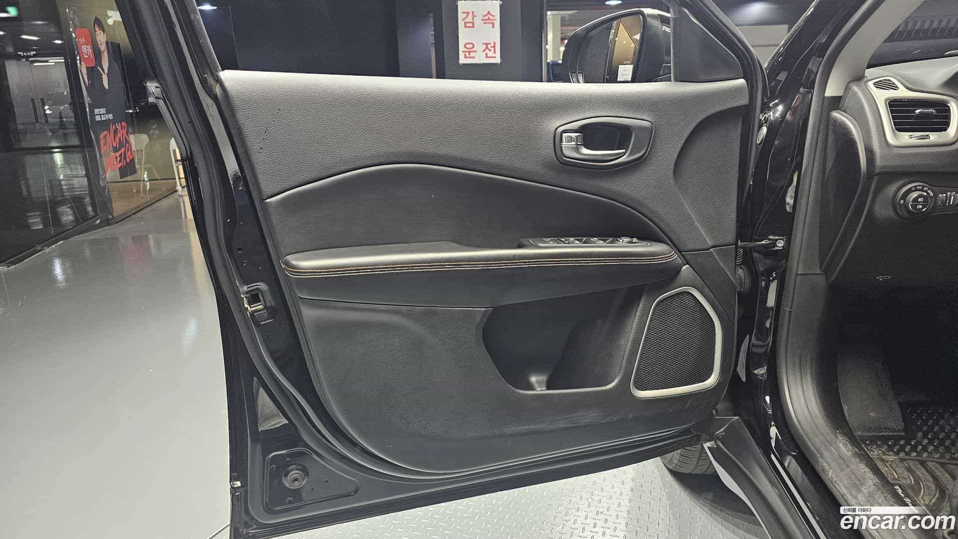 Compass Jeep 2019.8-INNER-034