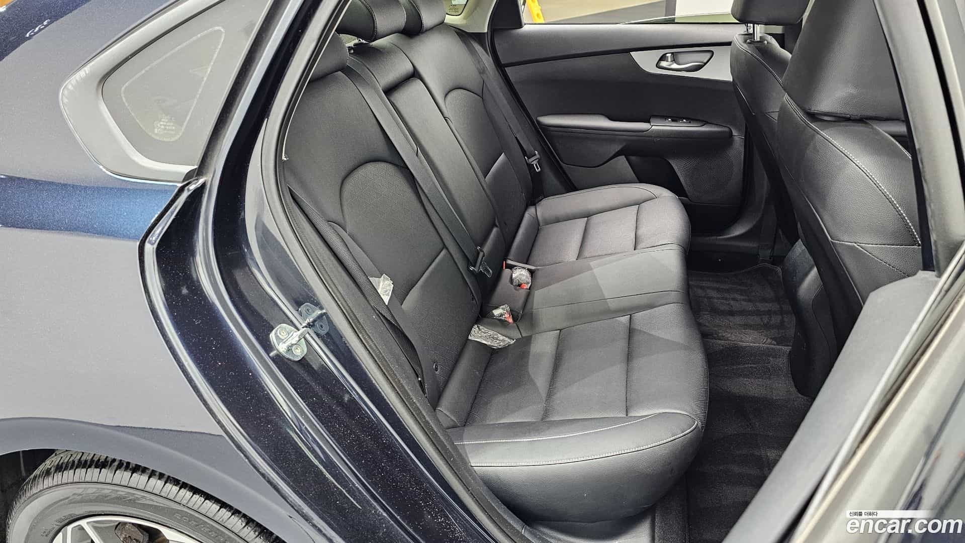K3 Kia 2022.3-OPTION-015