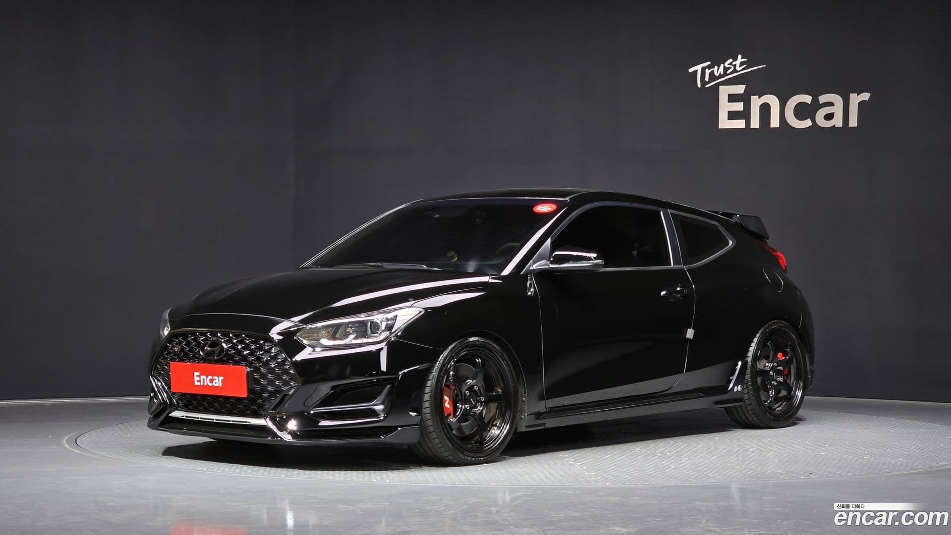 Main__Slider__Photo:Veloster Hyundai 2020.9-0