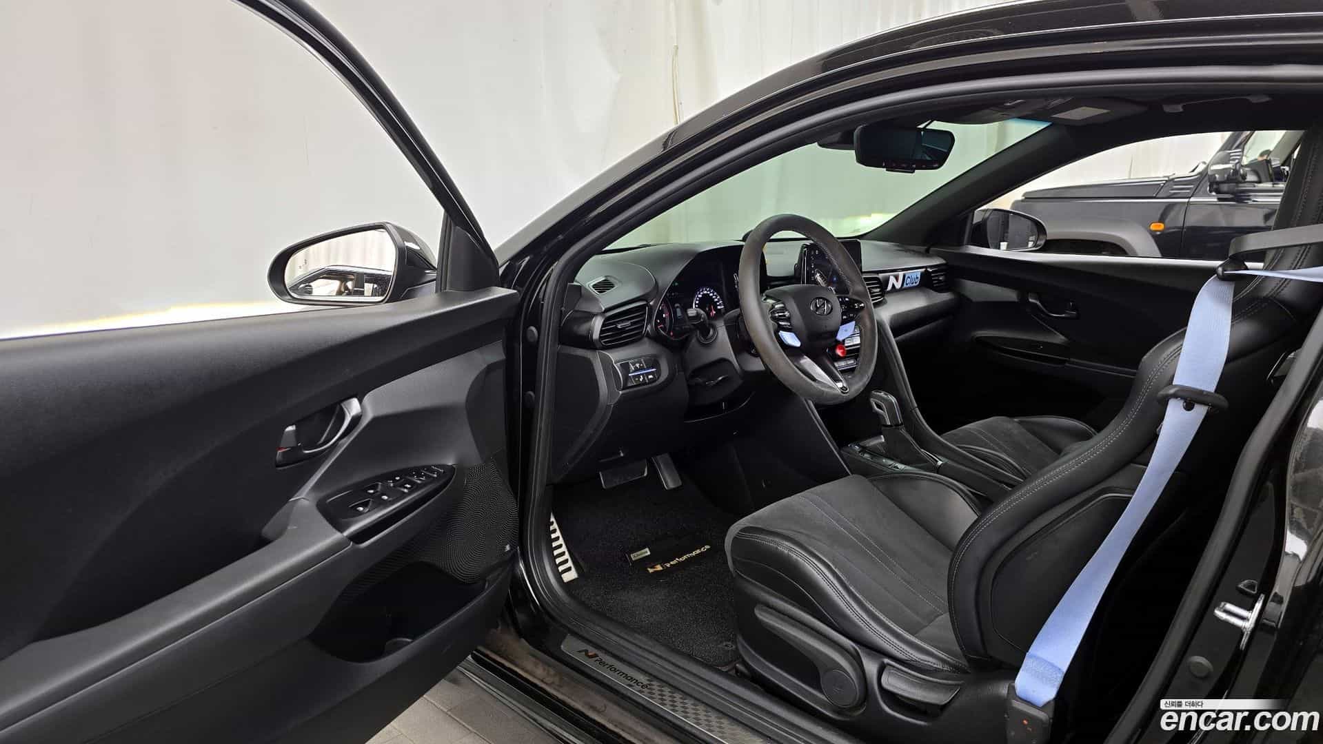 Veloster Hyundai 2020.9-INNER-010
