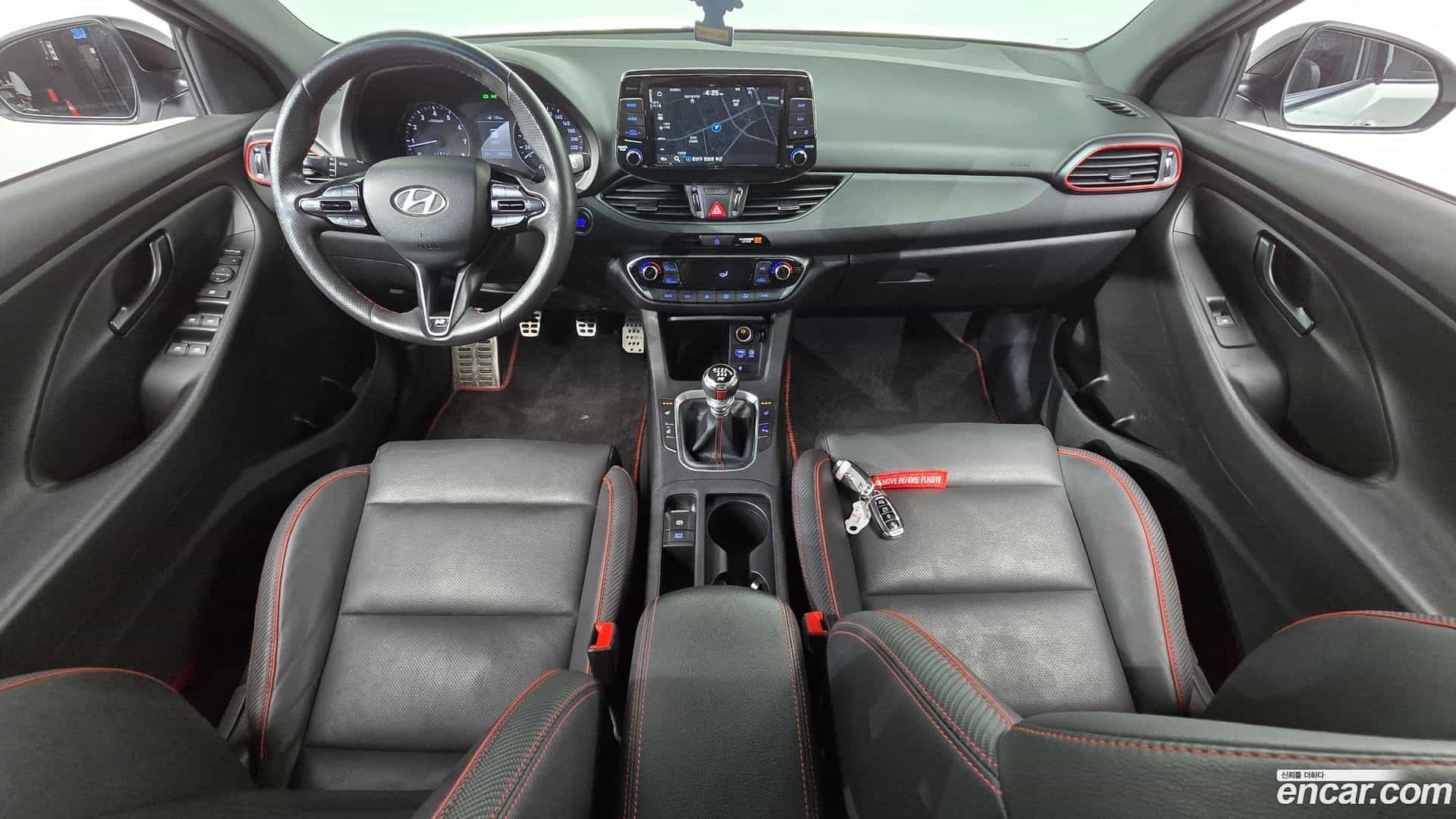 i30 Hyundai 2019.2-INNER-007