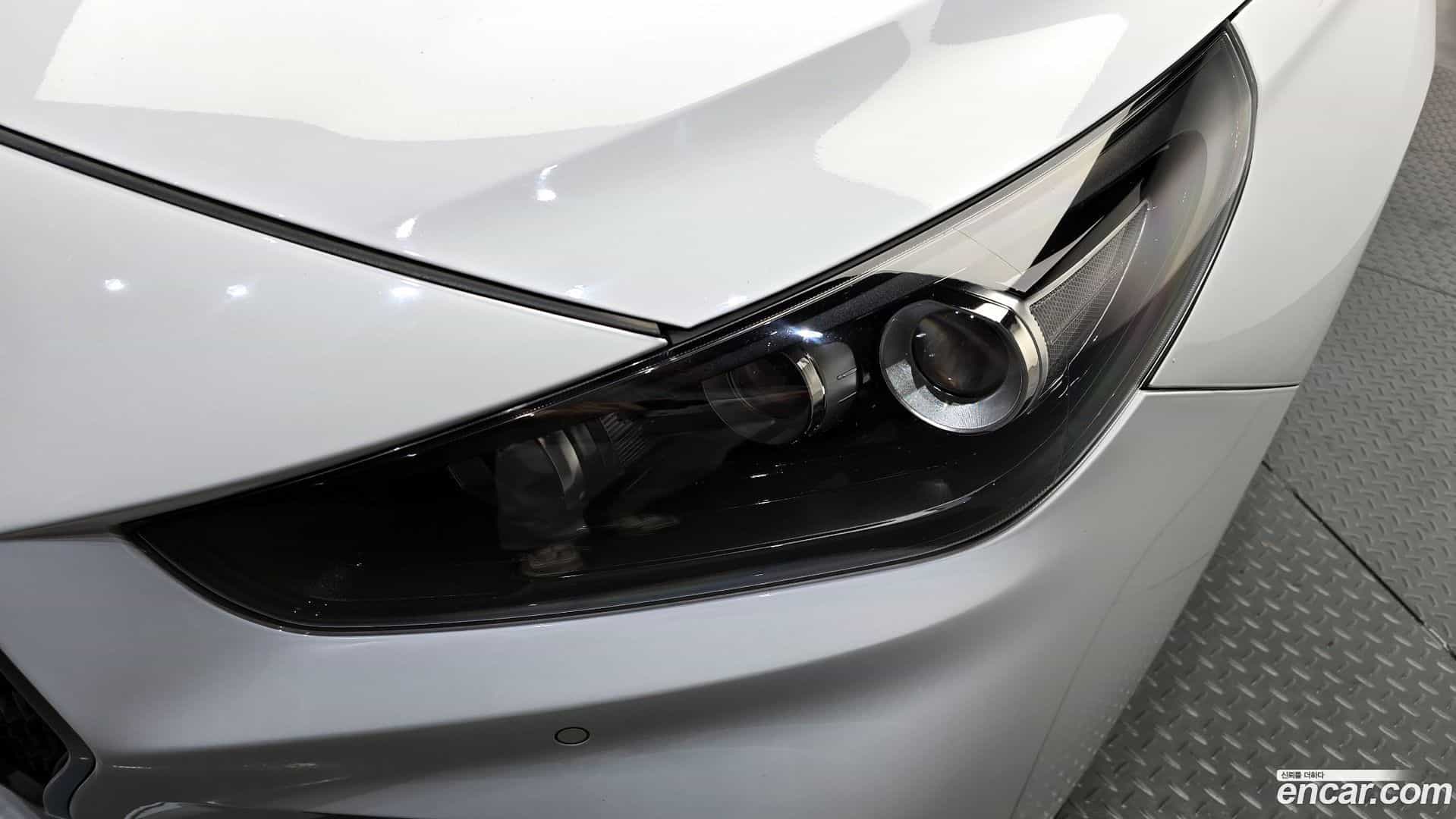 i30 Hyundai 2019.2-OUTER-032