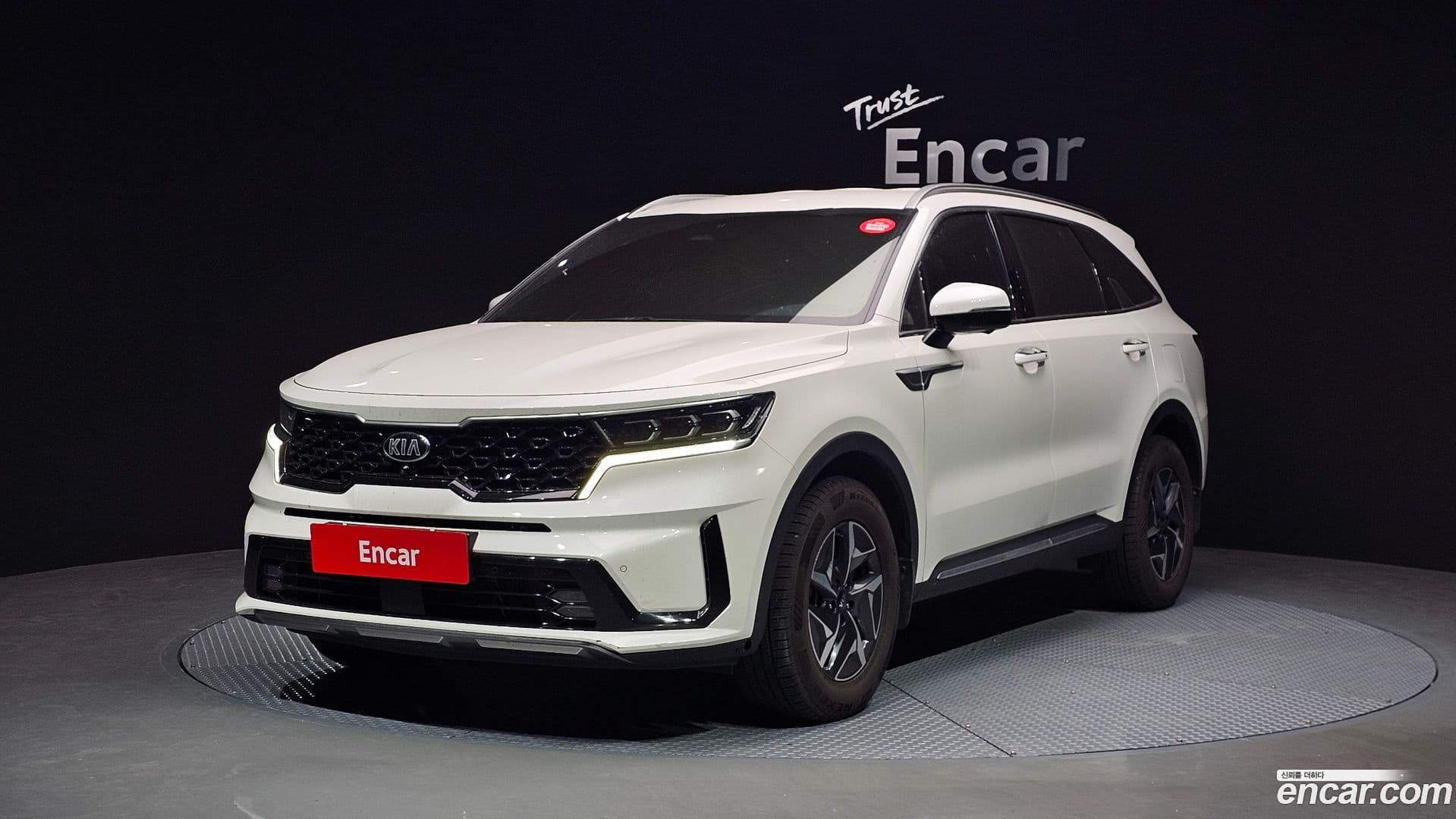 Main__Slider__Photo:Sorento Kia 2020.11-0
