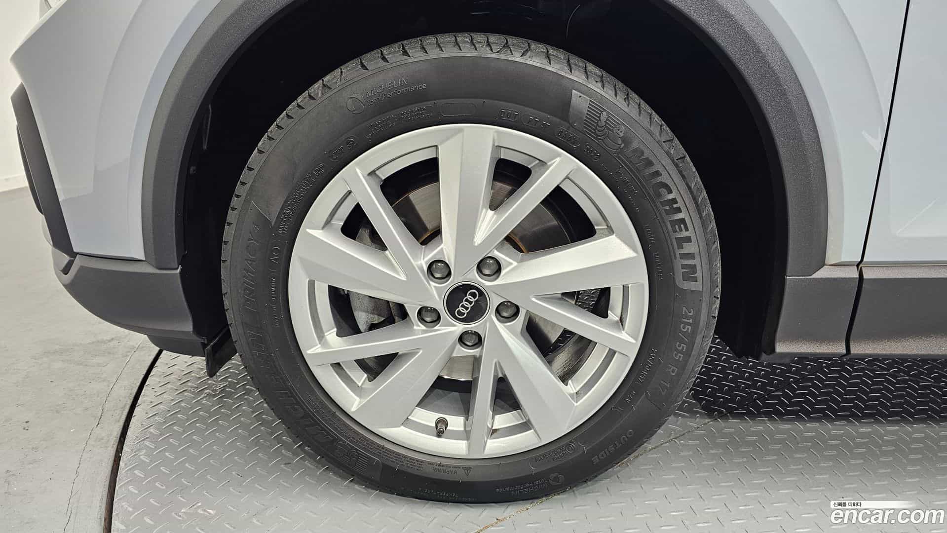 Q2 Audi 2023.4-OUTER-005