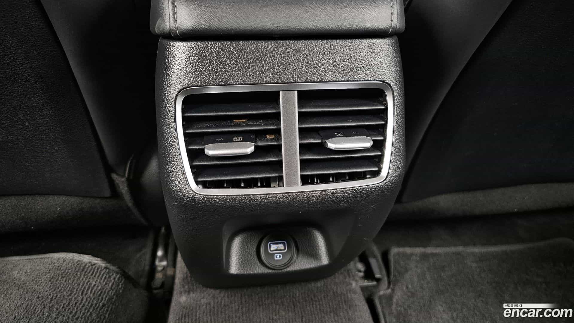 Sonata Hyundai 2019.4-OPTION-023