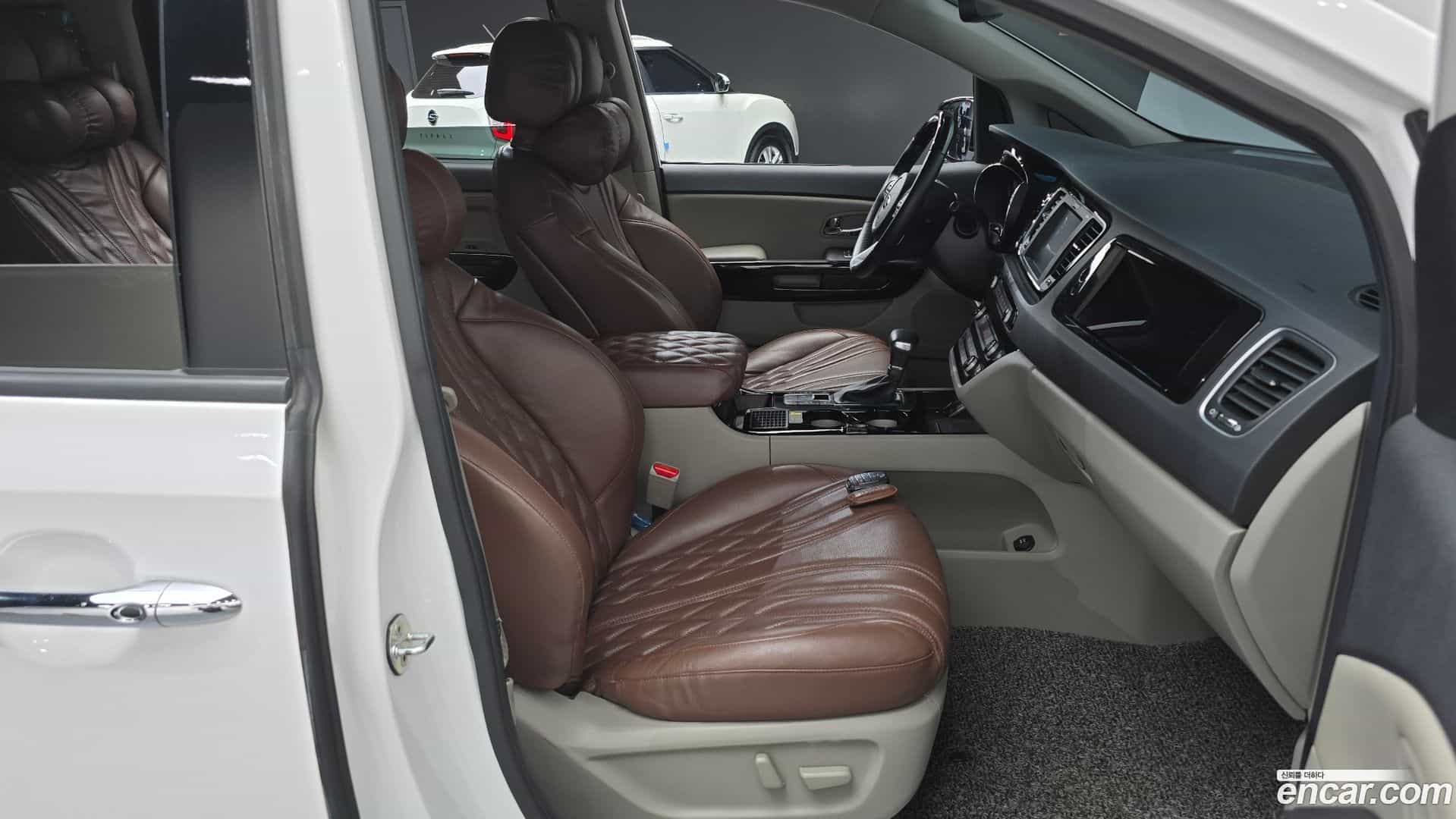 Canival Kia 2018.7-OPTION-015