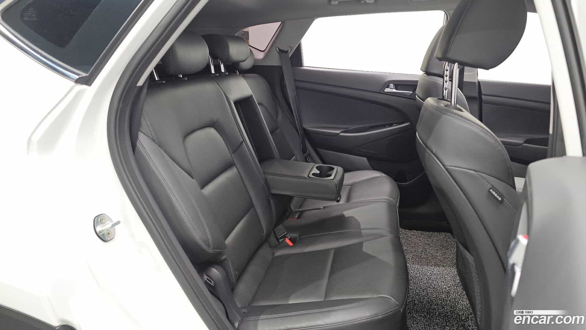 Tucson Hyundai 2018.8-OPTION-016