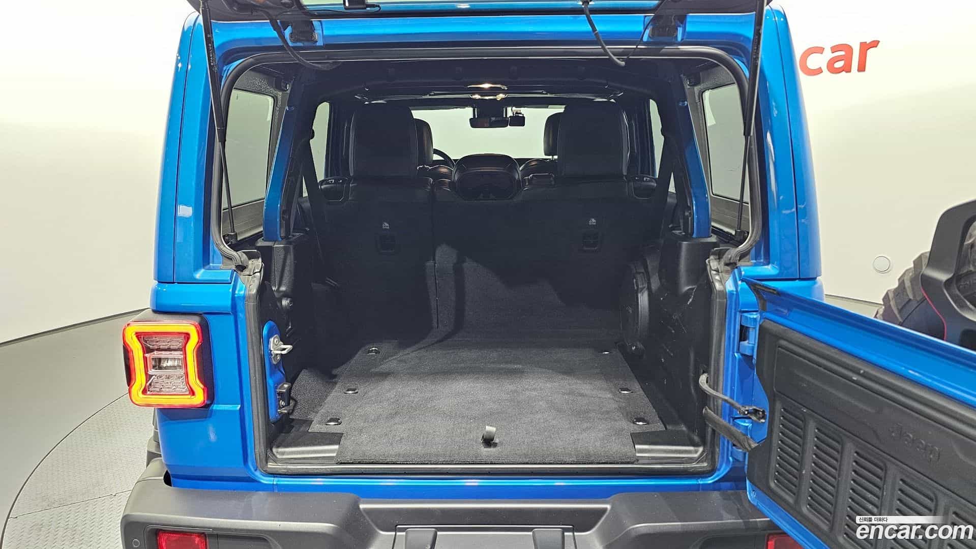 Wrangler Jeep 2023.1-OPTION-021