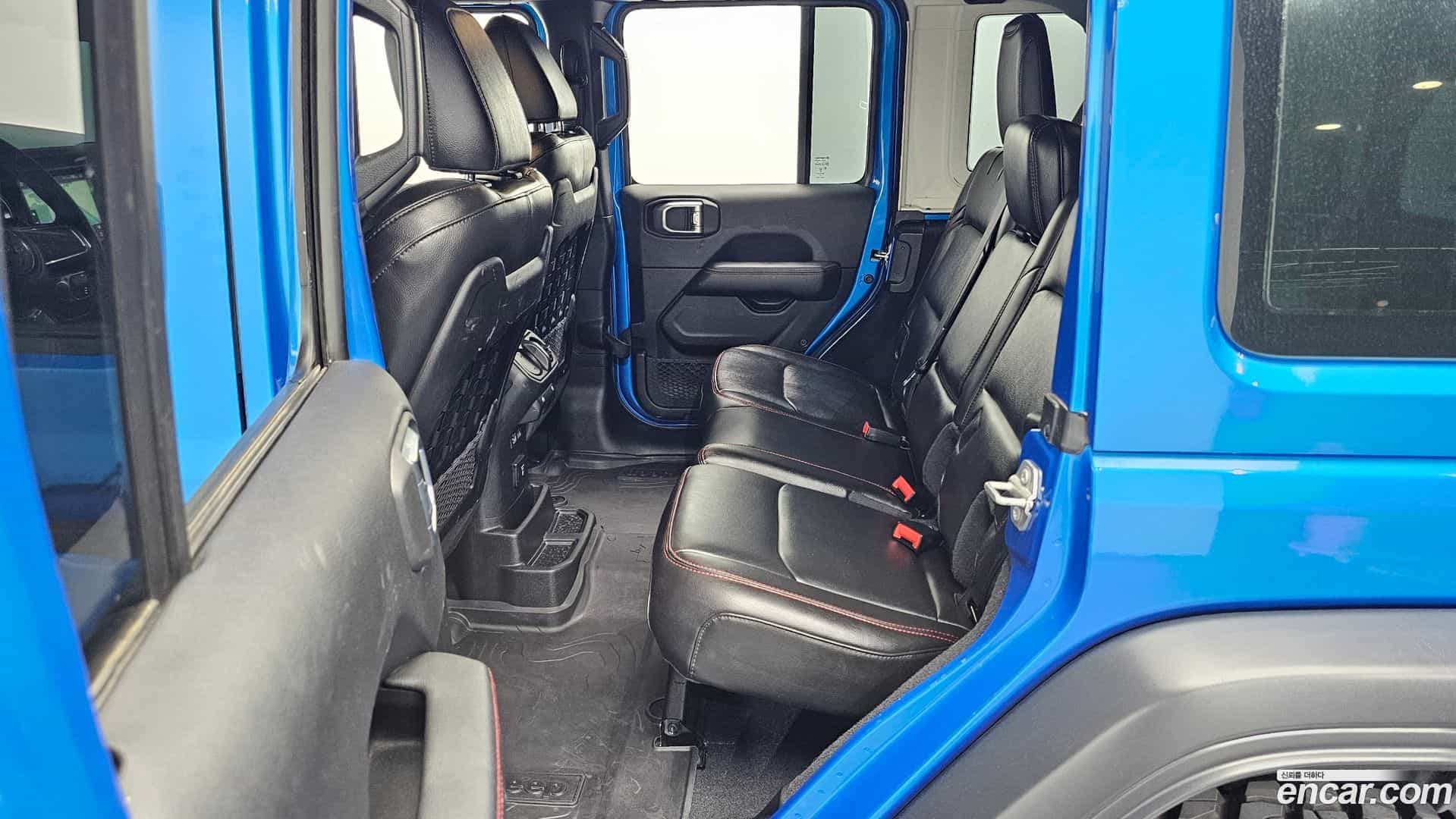 Wrangler Jeep 2023.1-OPTION-022