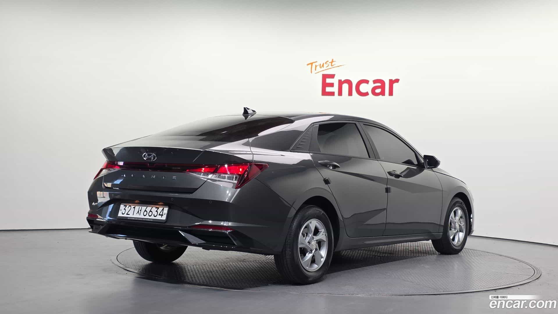 AVANTE Hyundai 2020.6-OUTER-002