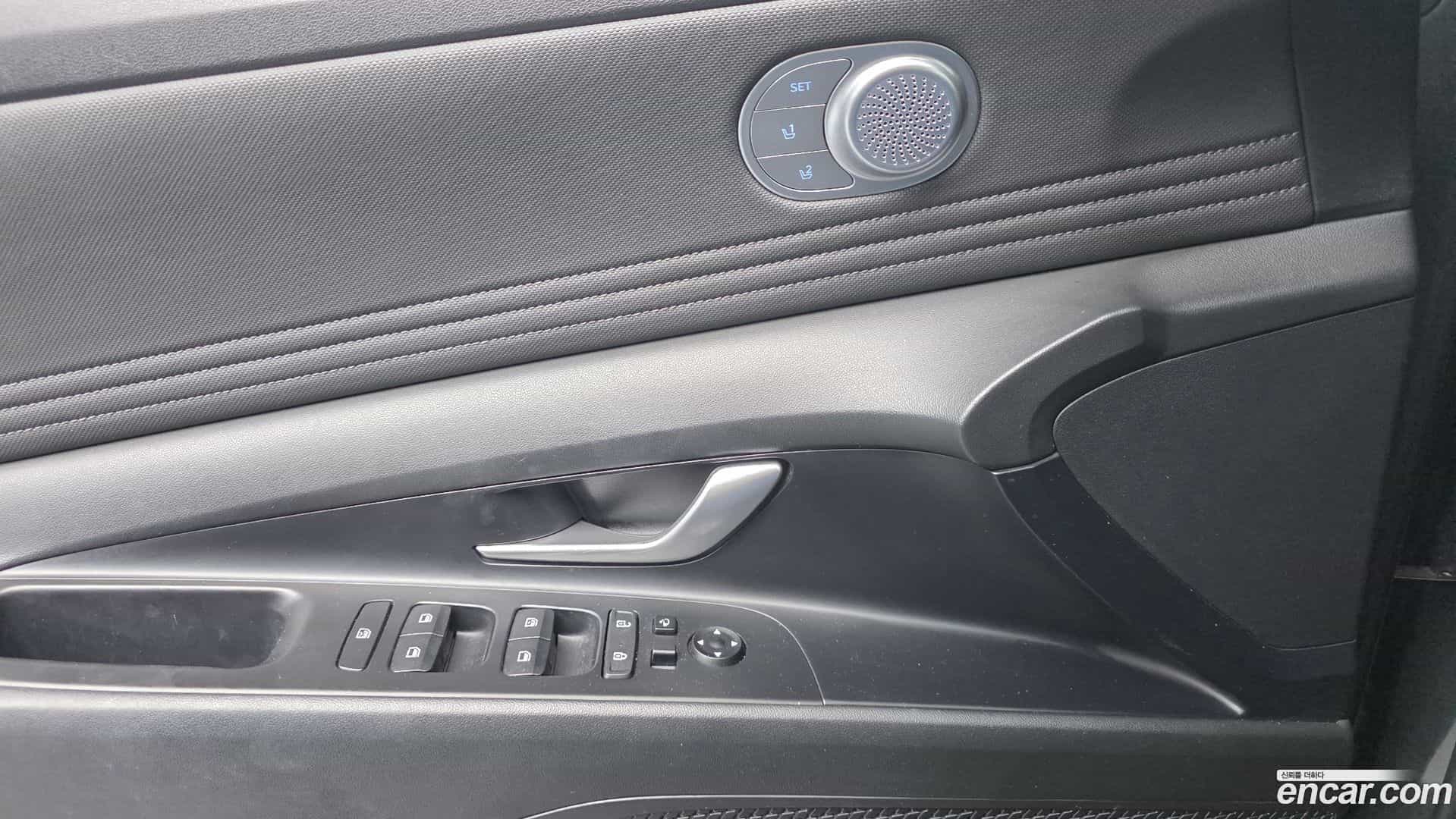 AVANTE Hyundai 2020.6-OPTION-015