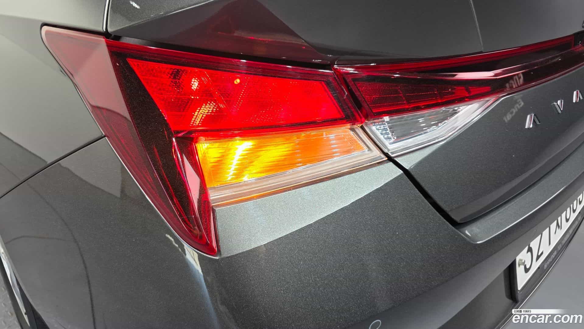 AVANTE Hyundai 2020.6-OUTER-033