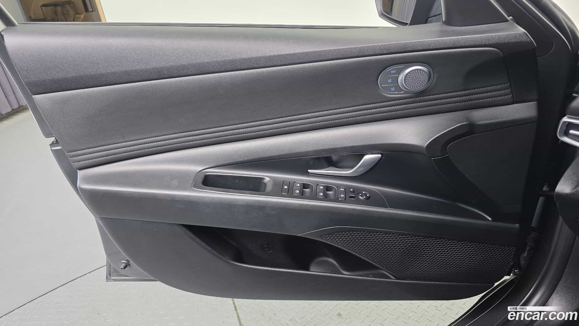AVANTE Hyundai 2020.6-INNER-034