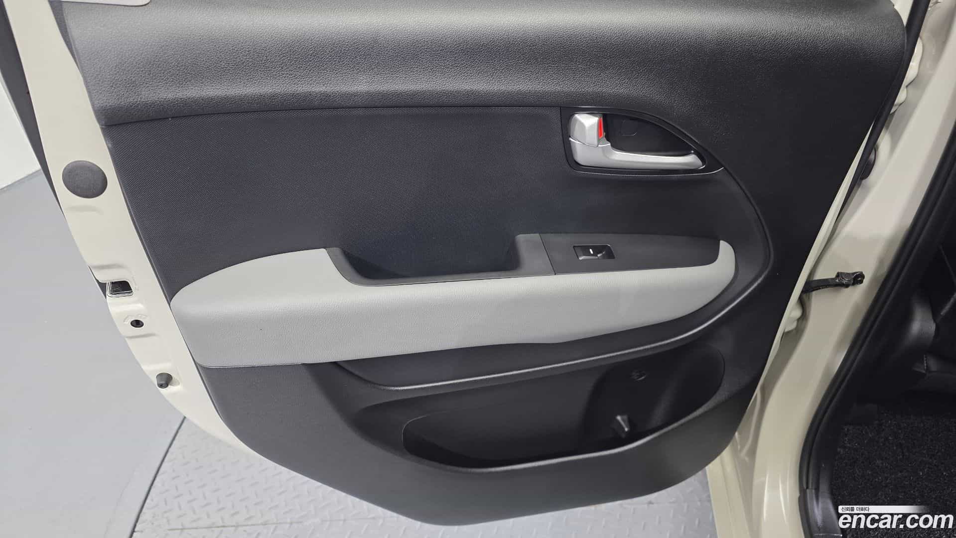 RAY Kia 2025.3-INNER-035