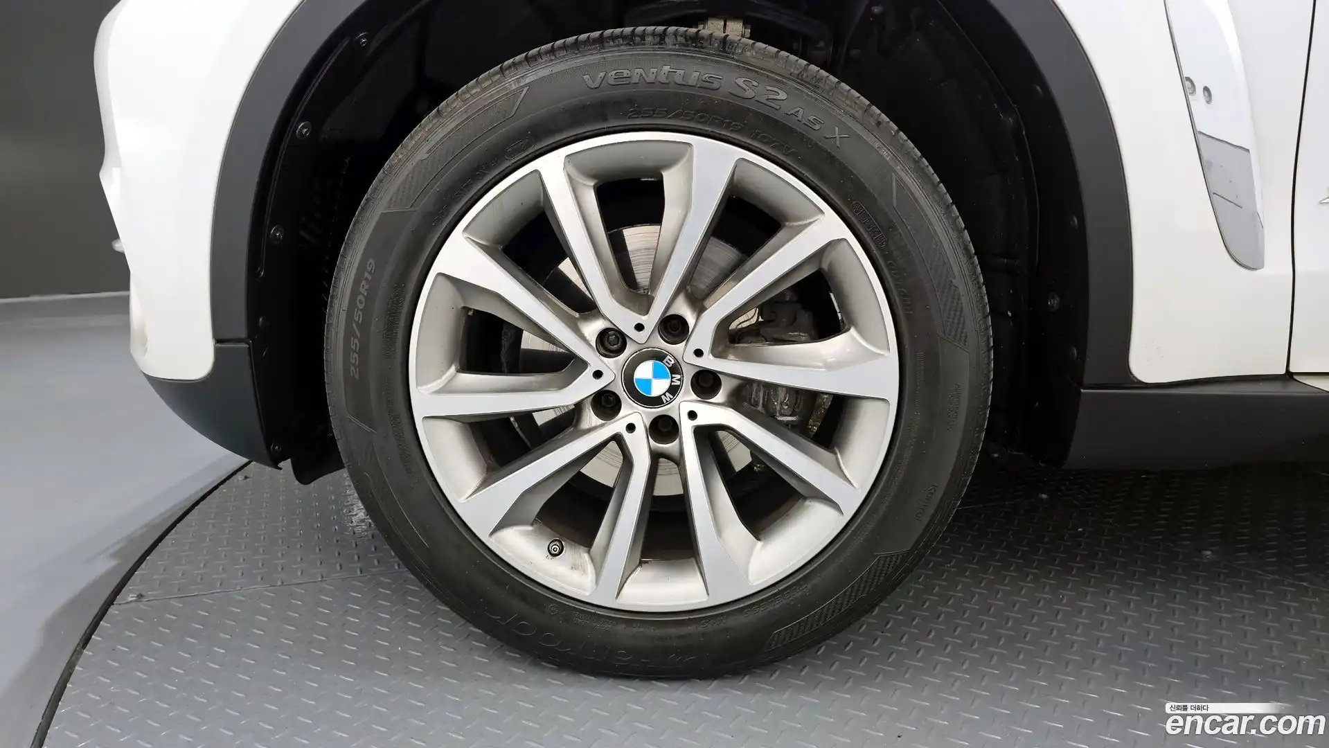 X6 BMW 2016.5-OUTER-005
