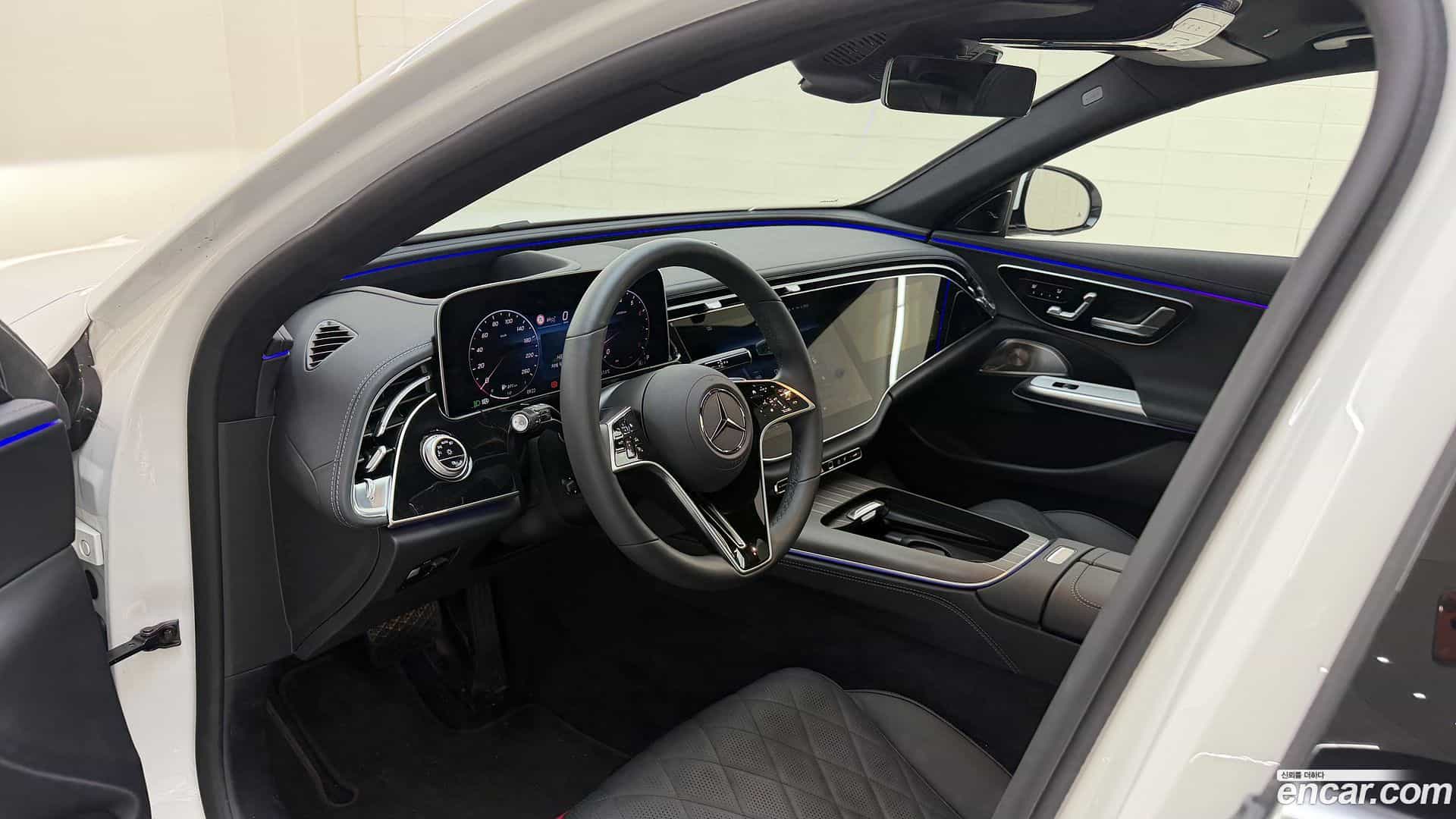 E-Class Mercedes-Benz 2025.7-OPTION-017