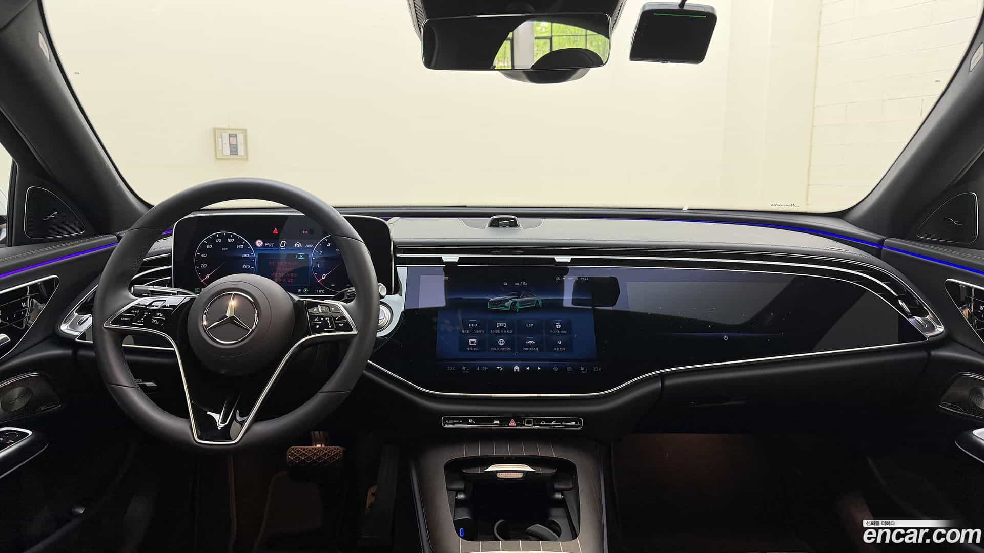 E-Class Mercedes-Benz 2025.7-OPTION-020