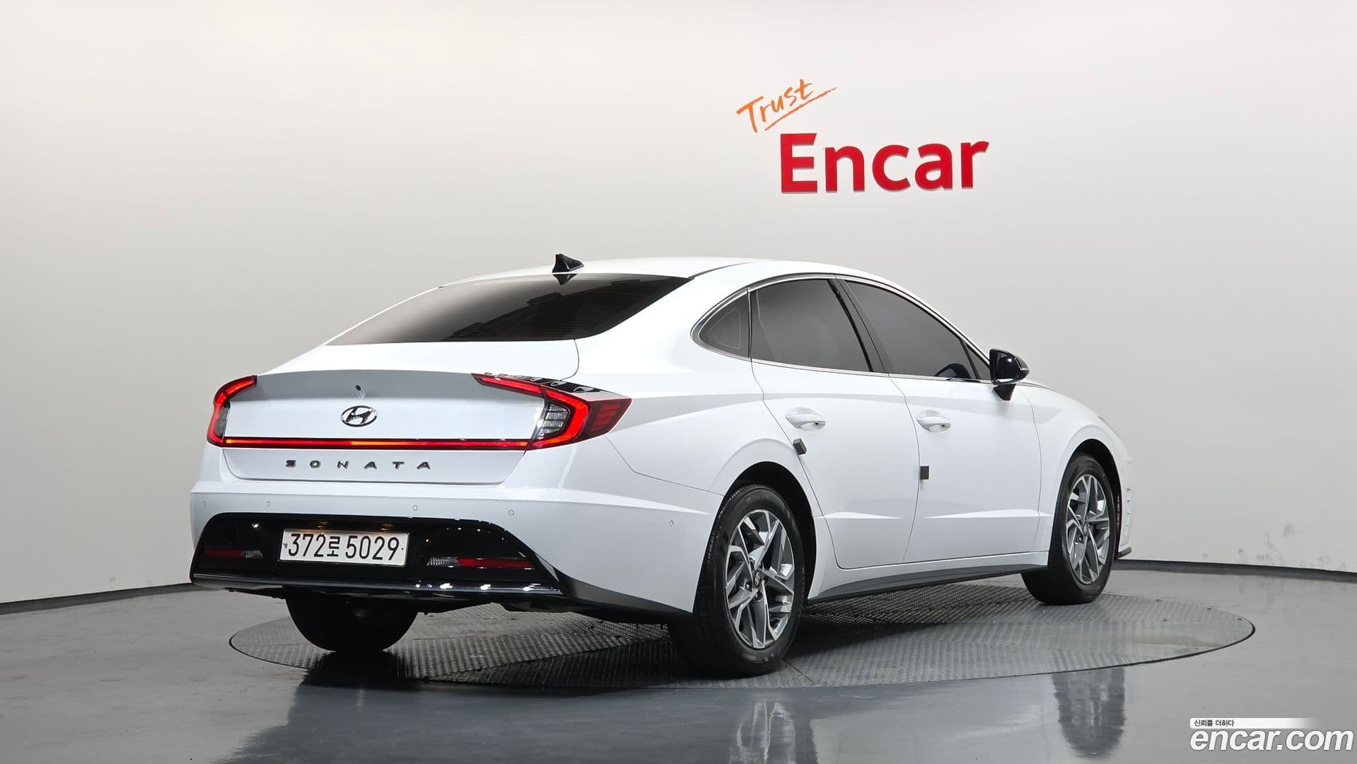 Main__Slider__Photo:Sonata Hyundai 2022.7-1