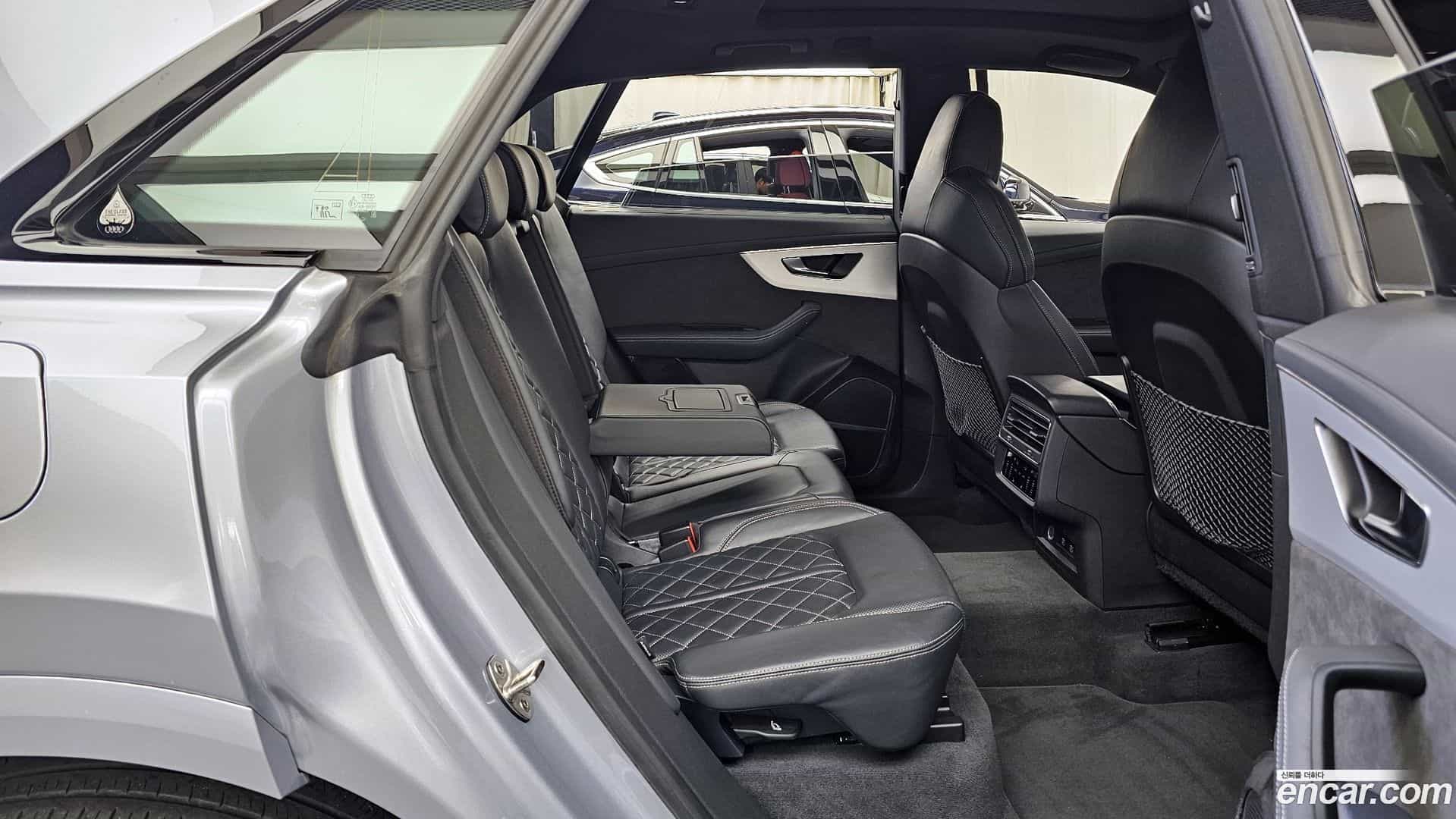 Q8 Audi 2021.7-OPTION-016